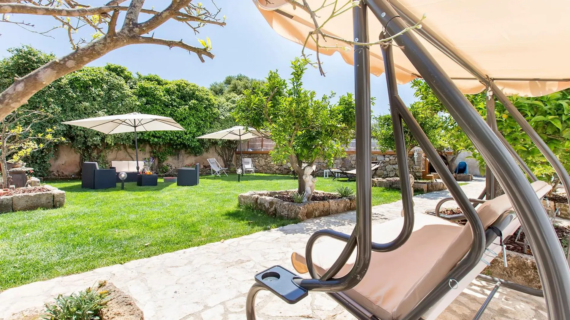 Restored Historic Mansion Paterno With Exclusive Pool, Wifi And Ac For 20 People 알게로 빌라