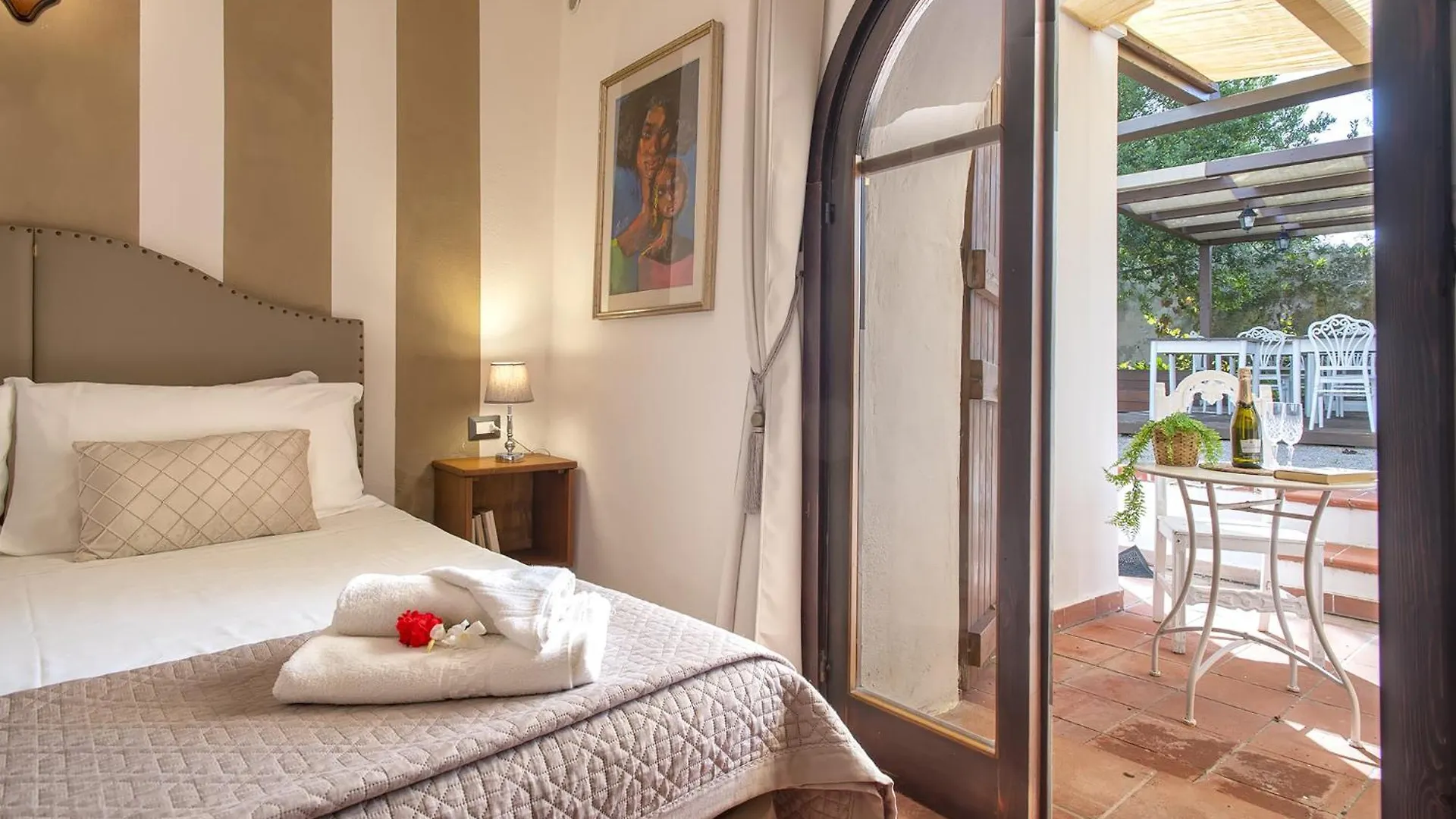 Willa Restored Historic Mansion Paterno With Exclusive Pool, Wifi And Ac For 20 People Alghero Włochy