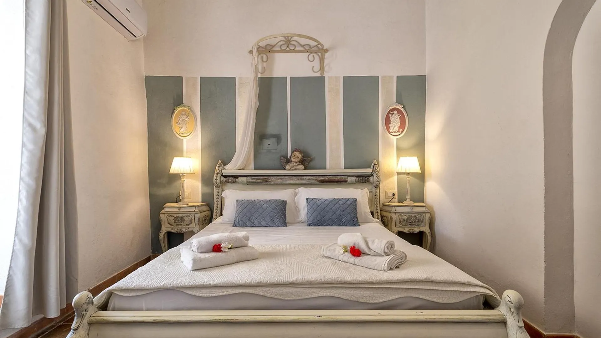 Restored Historic Mansion Paterno With Exclusive Pool, Wifi And Ac For 20 People Alghero Willa