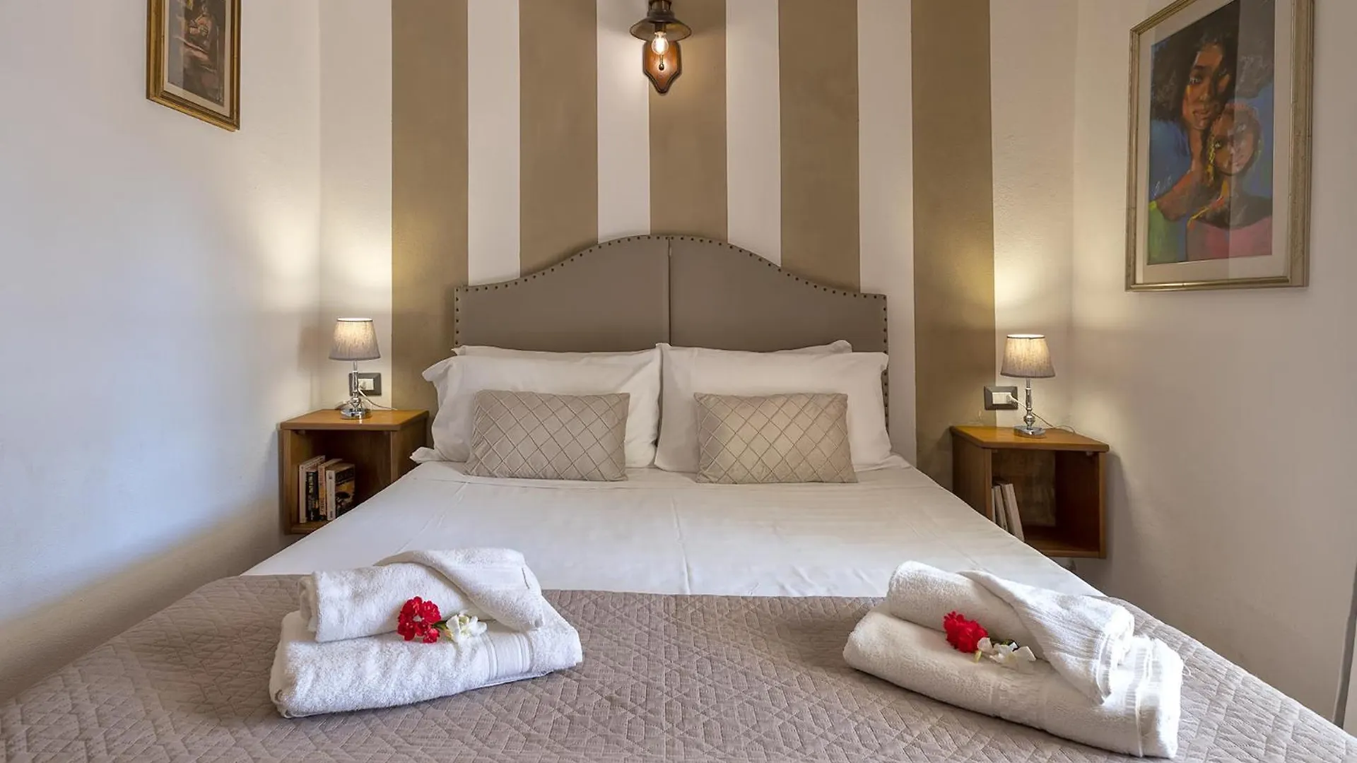 Restored Historic Mansion Paterno With Exclusive Pool, Wifi And Ac For 20 People Alghero