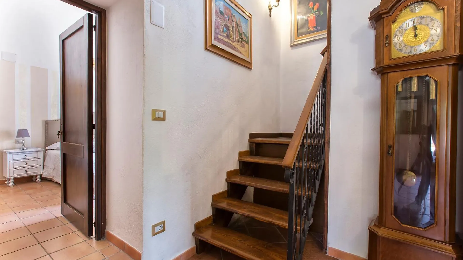 Restored Historic Mansion Paterno With Exclusive Pool, Wifi And Ac For 20 People Alghero 0*,  Włochy