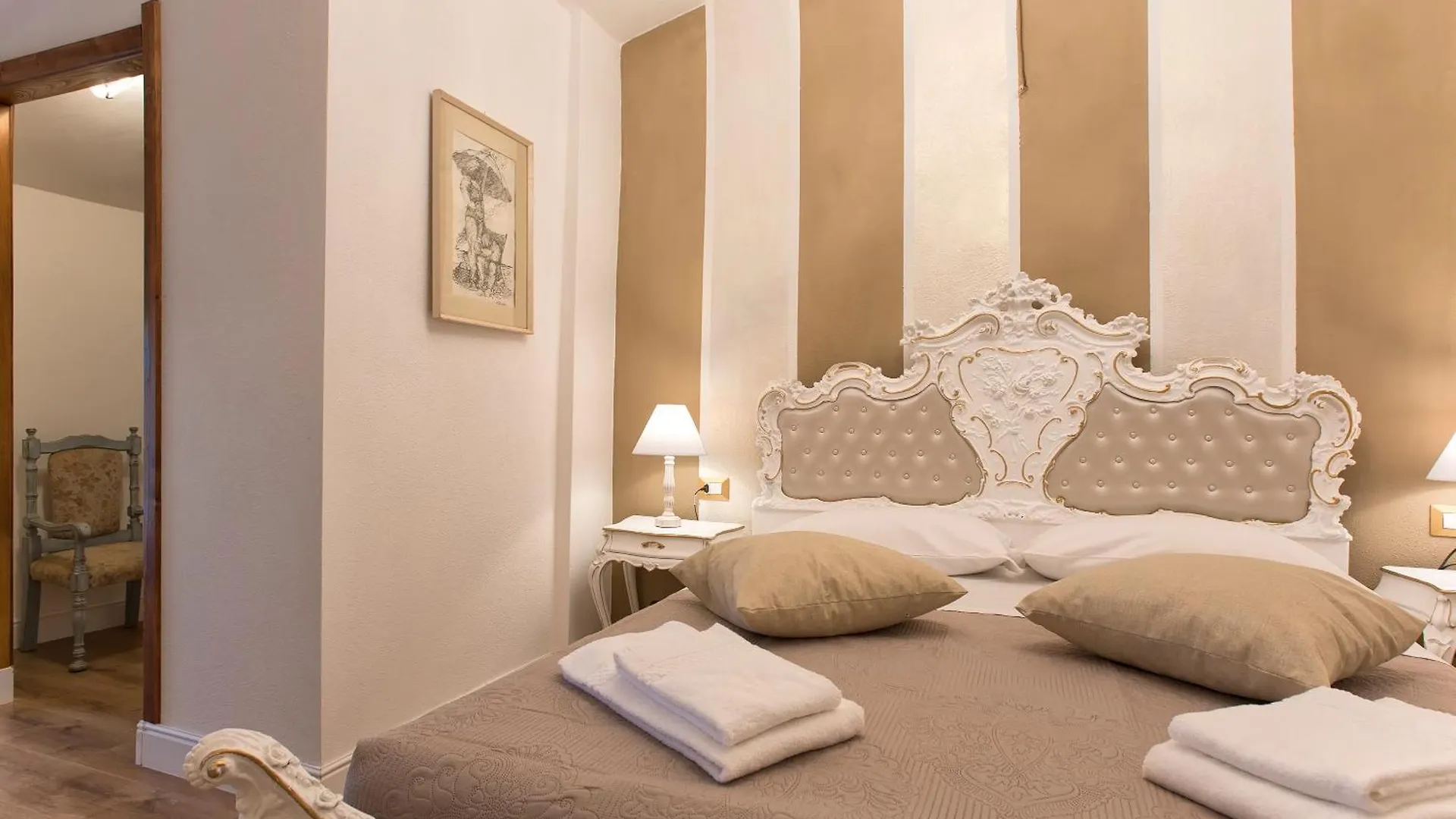 Restored Historic Mansion Paterno With Exclusive Pool, Wifi And Ac For 20 People Alghero 0*,