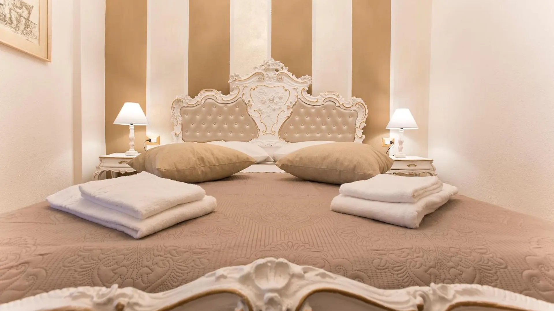 Willa Restored Historic Mansion Paterno With Exclusive Pool, Wifi And Ac For 20 People Alghero