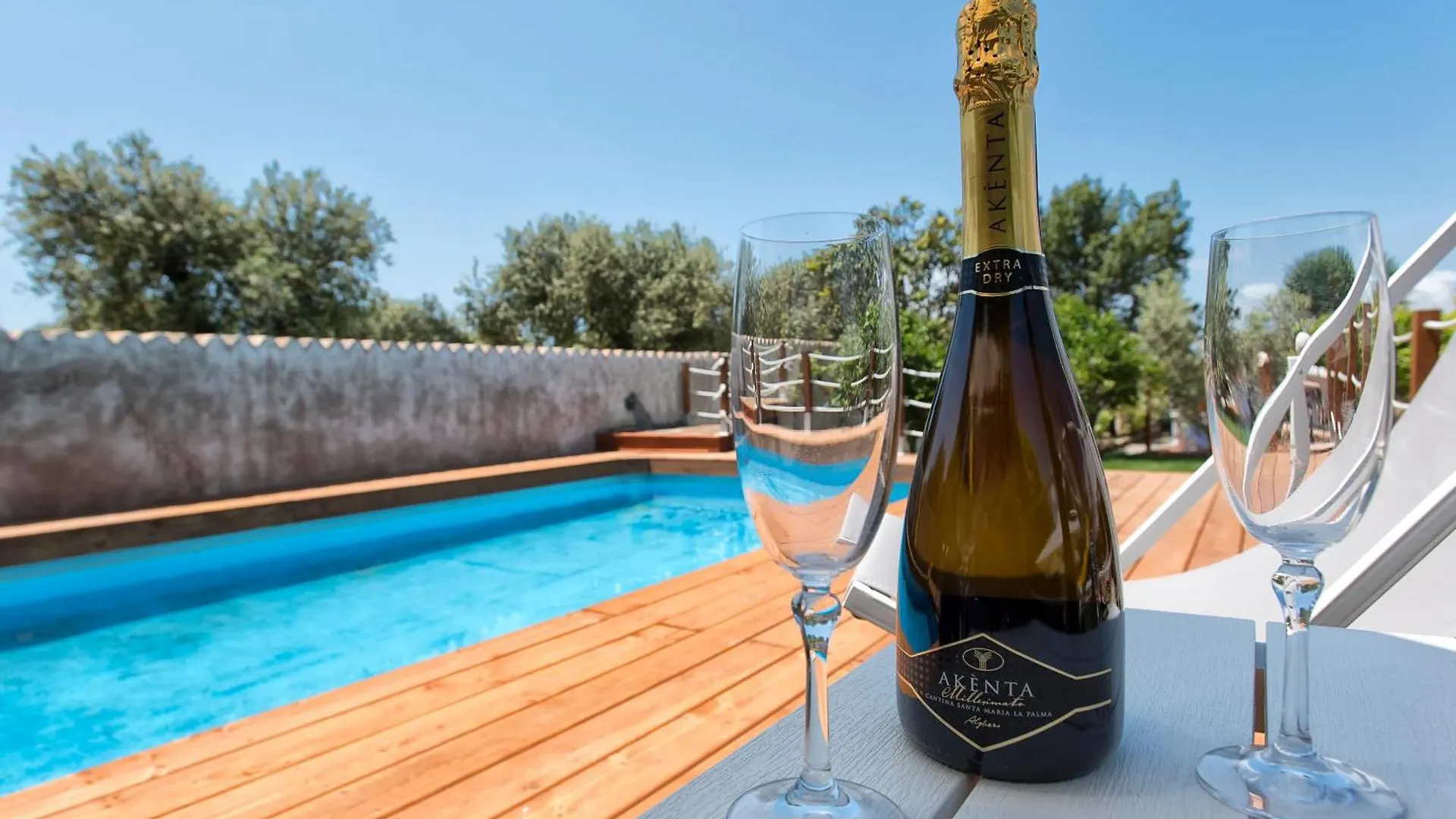 Restored Historic Mansion Paterno With Exclusive Pool, Wifi And Ac For 20 People Alghero Willa