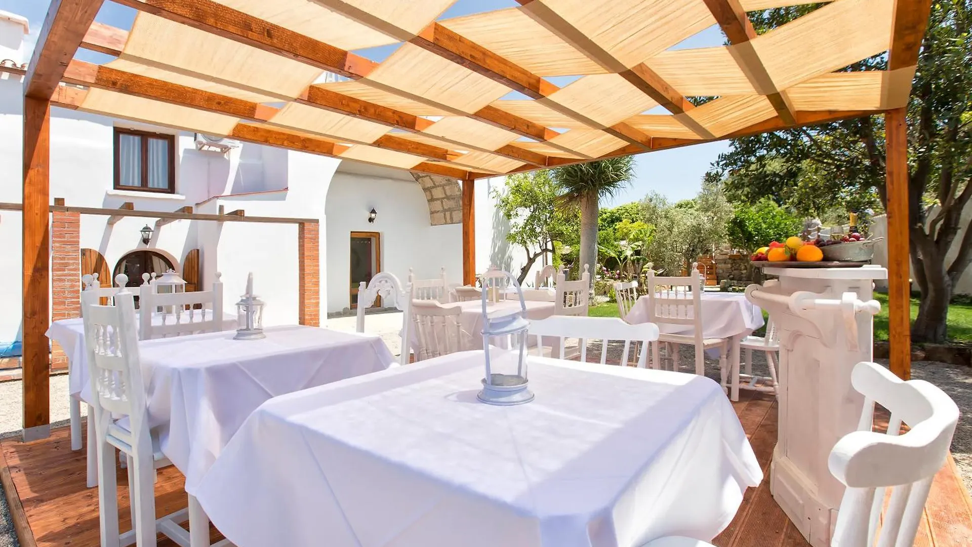 Restored Historic Mansion Paterno With Exclusive Pool, Wifi And Ac For 20 People Alghero