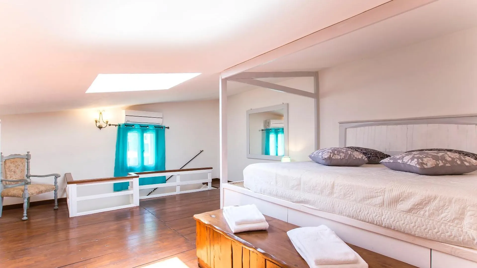 Restored Historic Mansion Paterno With Exclusive Pool, Wifi And Ac For 20 People Alghero Willa