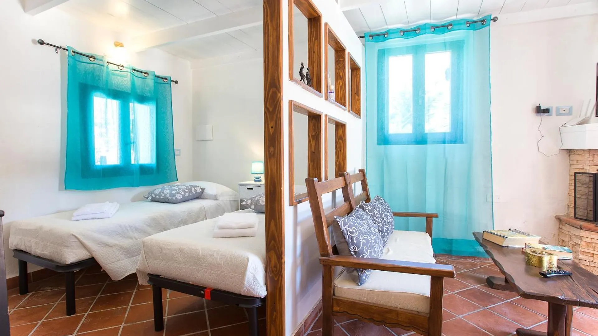 Restored Historic Mansion Paterno With Exclusive Pool, Wifi And Ac For 20 People Alghero Willa